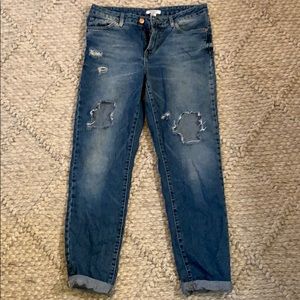 Medium wash boyfriend jeans